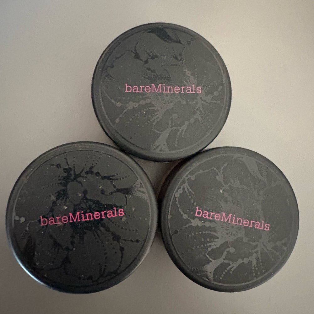 bareMinerals Trio Loose Powders – Pink, Peach & Beige Shades